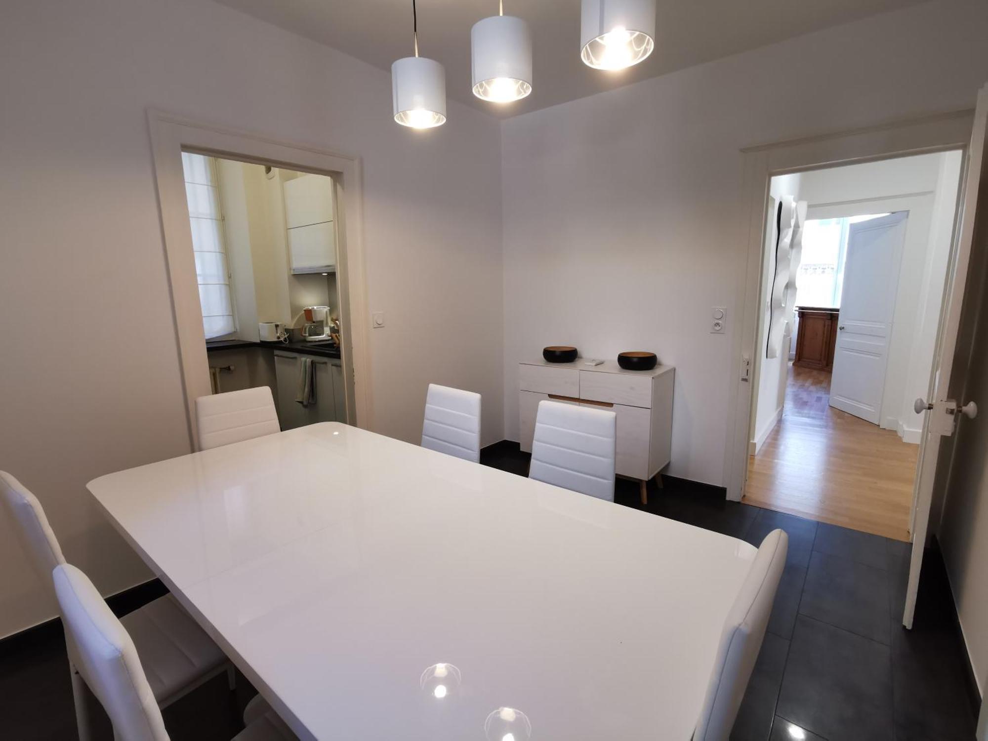 Appartement 3 Chambres Au Coeur Du Jura, Ideal Famille Salins-les-Bains Zewnętrze zdjęcie