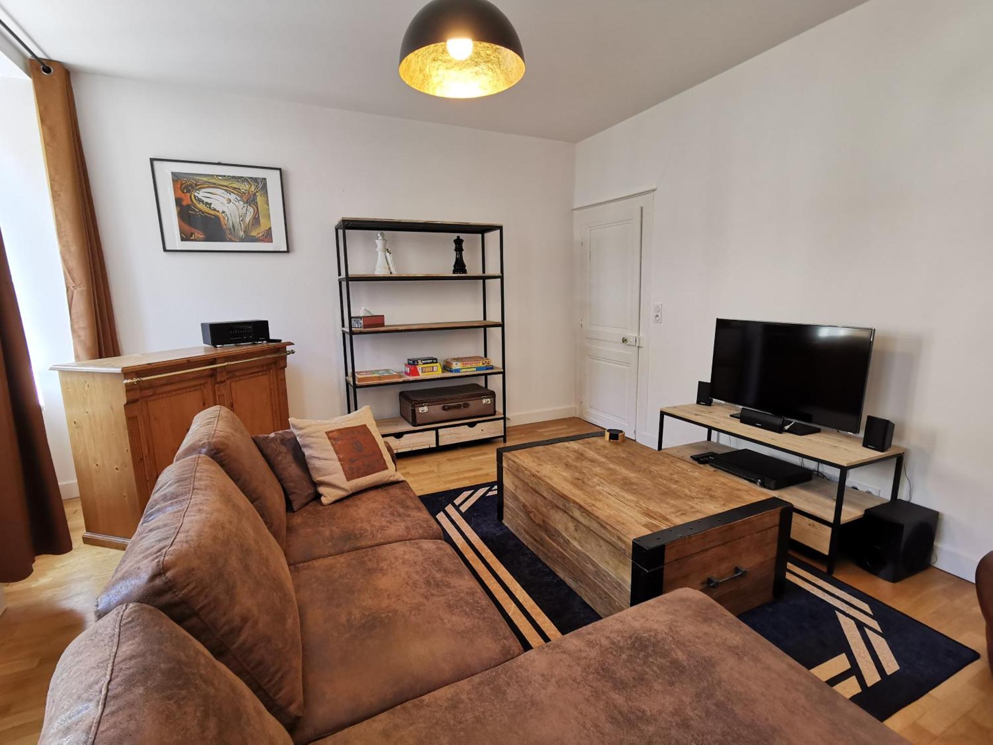 Appartement 3 Chambres Au Coeur Du Jura, Ideal Famille Salins-les-Bains Zewnętrze zdjęcie